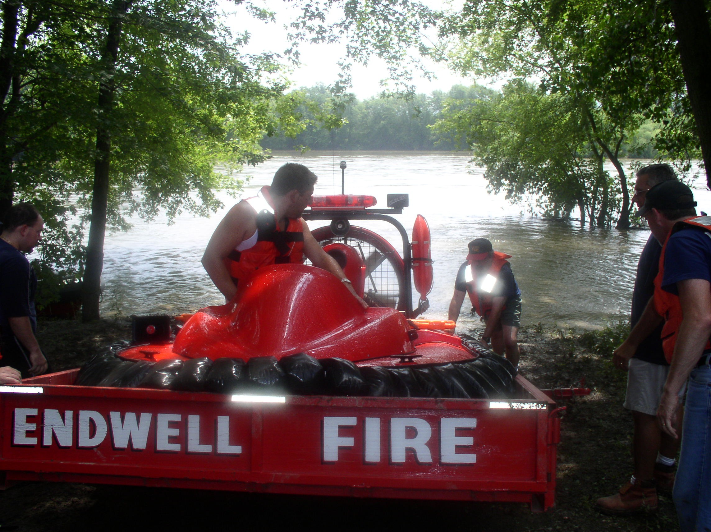 08-01-04  Training - Water Rescue